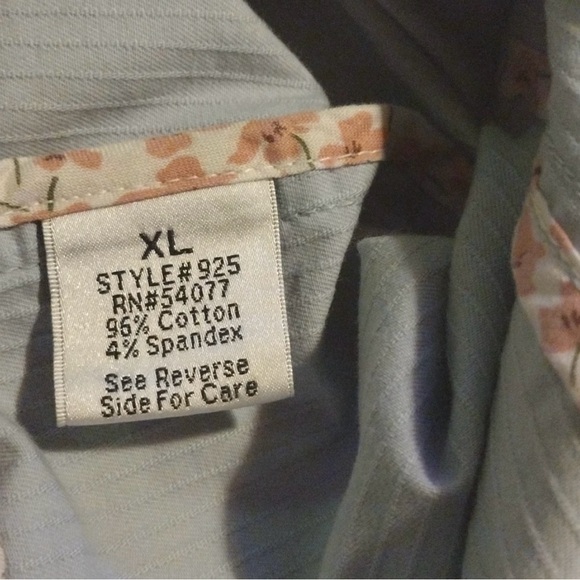 Cabi TAG Denim Crop Jacket, blue, band collar chest front pckets, Zip, Cuffs,XL - Picture 4 of 5